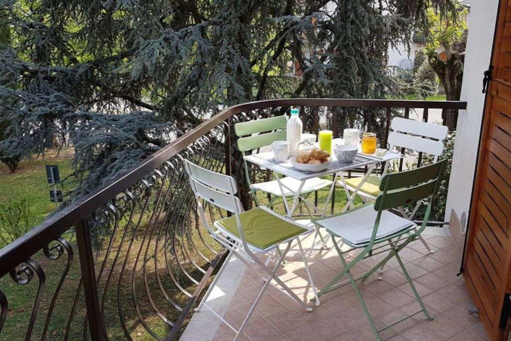Casa Francesca Apartment Пескиера дел Гарда Екстериор снимка